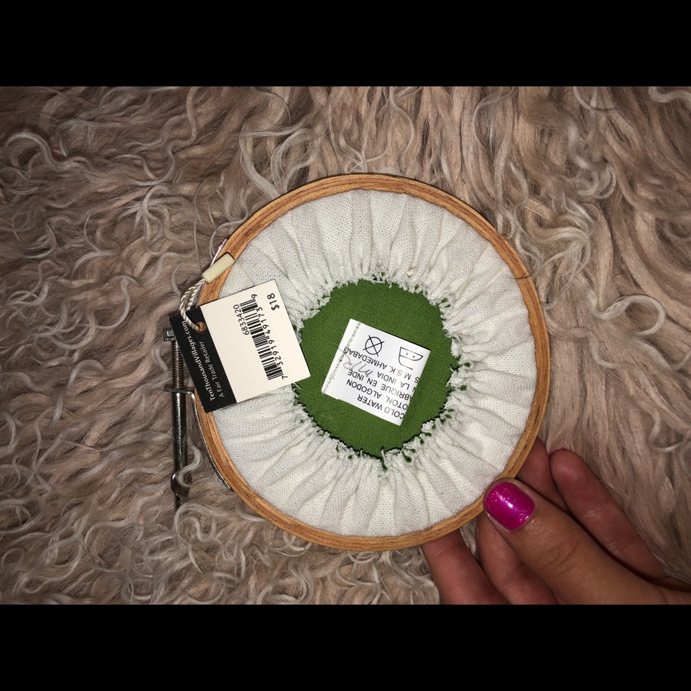 Embroidered art - Picture 2 of 2
